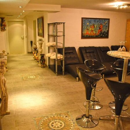 Hotel Und Restaurant Nehrener Hof Екстер'єр фото