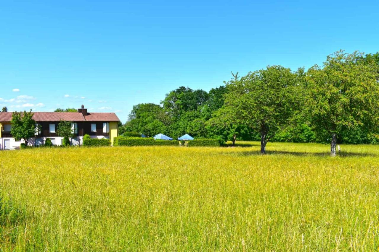 Hotel Und Restaurant Nehrener Hof Екстер'єр фото