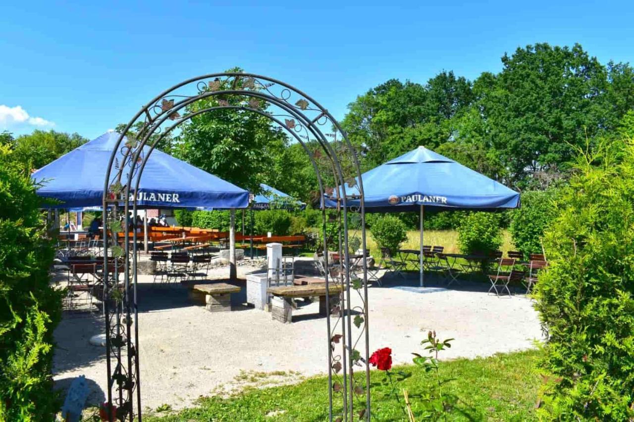 Hotel Und Restaurant Nehrener Hof Екстер'єр фото