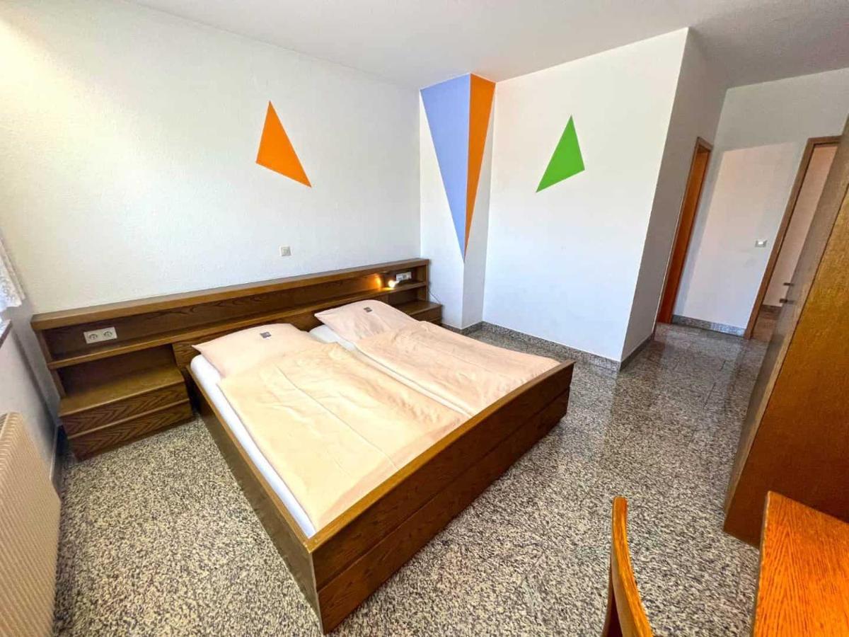 Hotel Und Restaurant Nehrener Hof Екстер'єр фото