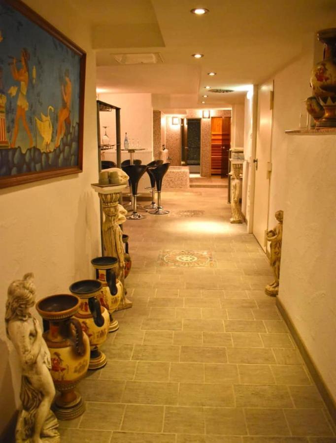 Hotel Und Restaurant Nehrener Hof Екстер'єр фото